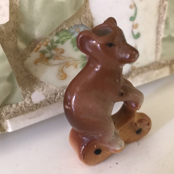 Tiny little porcelain bear on a bicycle! - Picture 2 of 8